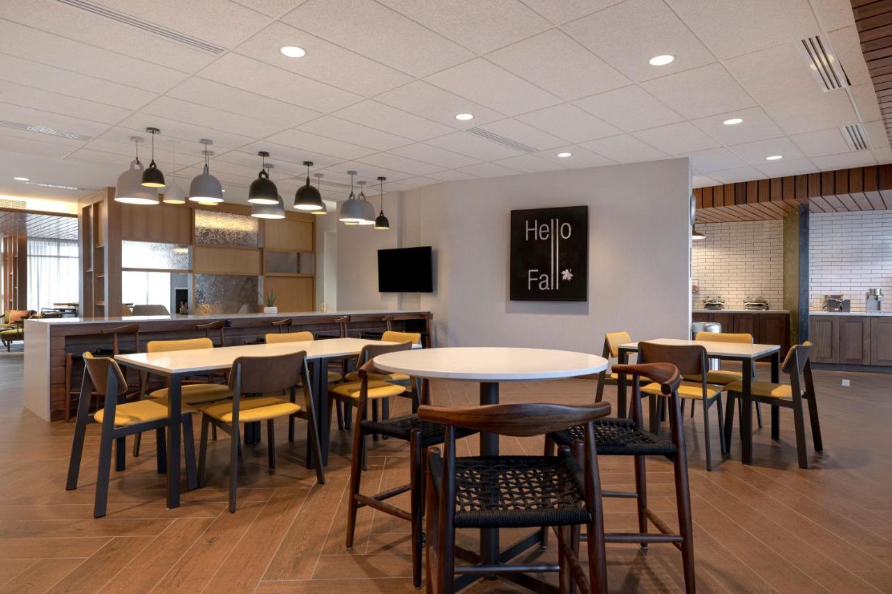 Fairfield By Marriott Inn & Suites Denver Airport At Gateway Park DEN Exterior foto