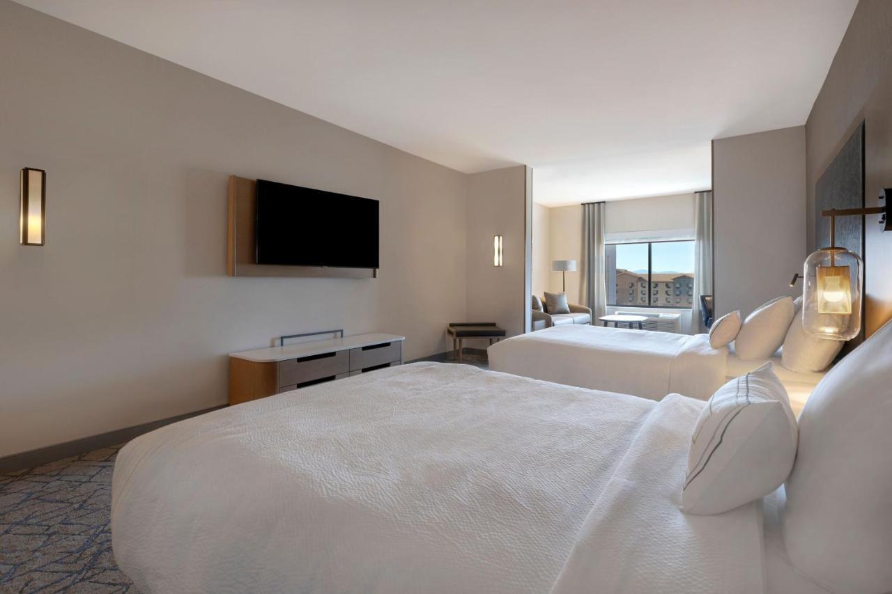 Fairfield By Marriott Inn & Suites Denver Airport At Gateway Park DEN Exterior foto