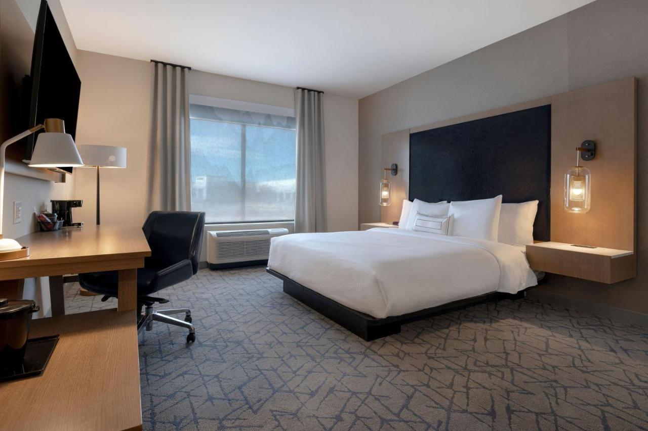 Fairfield By Marriott Inn & Suites Denver Airport At Gateway Park DEN Exterior foto
